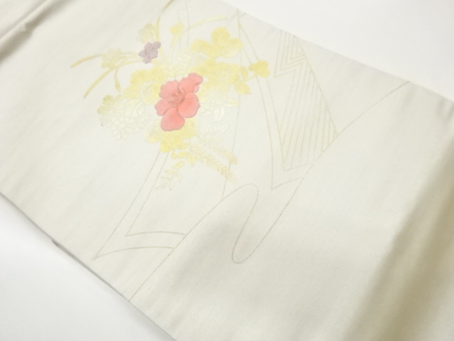 金彩鬘帯に草花模様刺繍名古屋帯